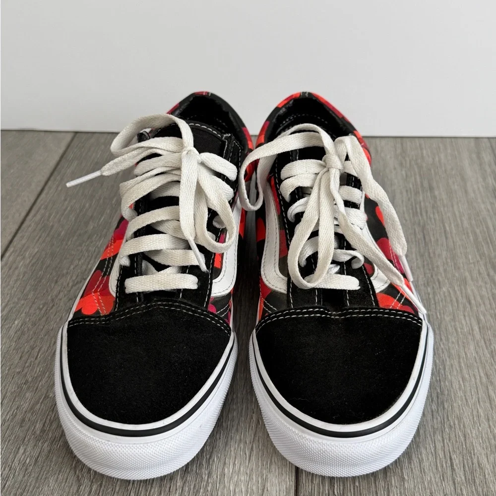 Vans Old Skool Valentine Hearts Sneakers Women’s Size 7.5 - Picture 2 of 10